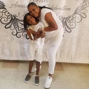 Meet your Posher, Simone